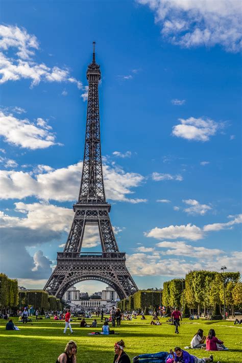 Reasons To Visit The Eiffel Tower Exploring Our World