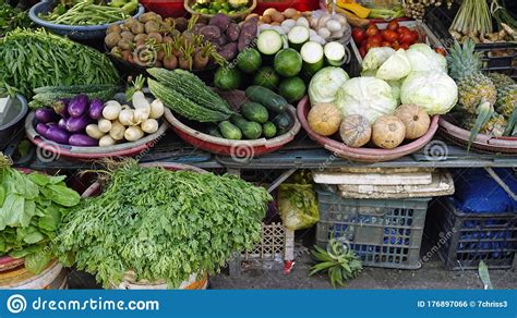 There will be stands representing delicious flavours from china, malaysia. Colorful Food Market In Hue Stock Photo - Image of asia ...