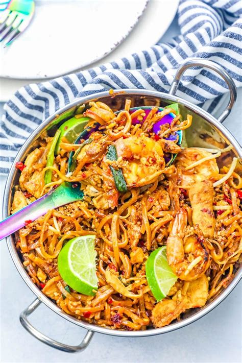 Season broth to taste with soy sauce, fish sauce (if. The Best Easy Chicken and Shrimp Pad Thai Noodles Recipe | Shrimp pad thai, Best pad thai recipe ...