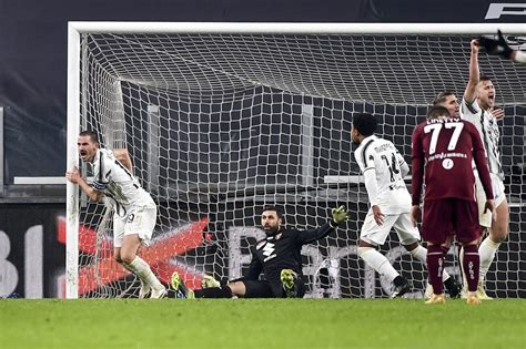 L'anticipo resta confermato nonostante la quarantena imposta dalla asl (ansa). Calcio, Serie A 2020-2021: la Juventus beffa il Torino nel ...