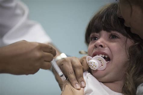 Brazil Tackles Measles Outbreak With Vaccination Campaign