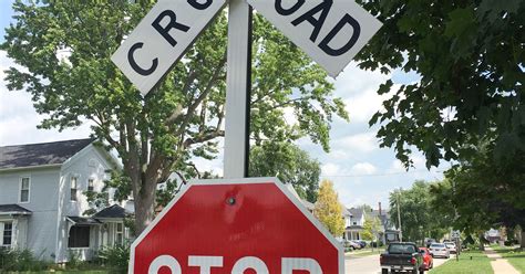 Stop Signs Replace Yield Signs At More Than A Dozen Rail Crossings