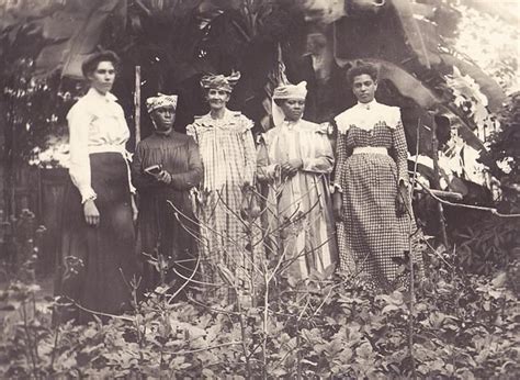 Faces Of The Caribbean Past Jamaican Women In The Early 1900s Caribbean Photography