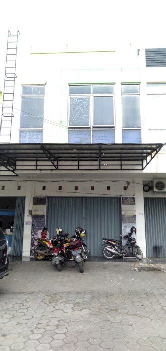 Kost semarang peterongan timur'da kalan konuklar, semarang'ın en ünlü gezilecek yerlerinden olan gereja santa perawan maria ratu rosario suci popüler gezilecek yerlerden hangileri kost exclusive semarang wisma raya işletmesine yakın? Disewa Ruko 2 lantai, siap pakai. Jl. Gajah Raya | IDRumah