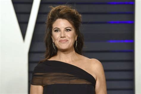 Monica lewinsky is a former white house intern best known for her affair with president bill after graduating from college, monica lewinsky took an internship and then a job at the white house. Monica Lewinsky hace de su 'affaire' con Bill Clinton una ...