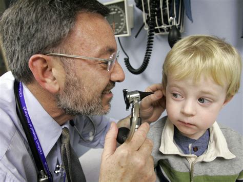Pediatricians Urged To Treat Ear Infections More Cautiously Kuac