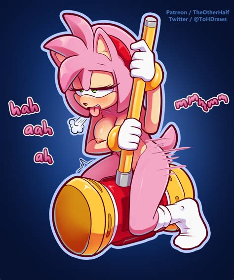 Rule 34 1girl Amy Rose Hammer Holding Weapon Looking Pleasured
