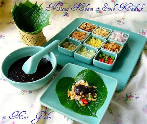 Pokok ketumpang air atau sireh cina. Mieng Kham @ Sirih Kaduk | Thai recipes, Food