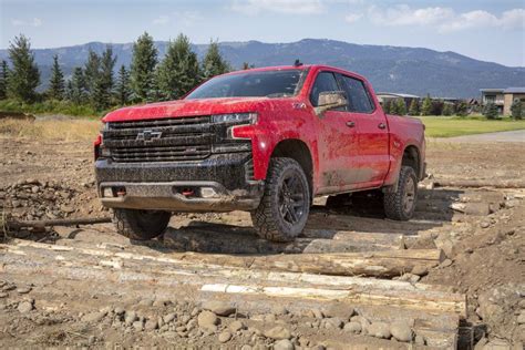 Here Are Our Favorite Features Of The 2021 Chevy Silverado Lt Trail Boss