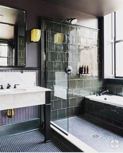 28 Exquisite Black Bathroom Design Ideas