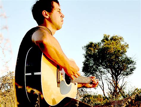 Justin 1 Photos Perth Acoustic Soloists Hire Musicians Entertainers