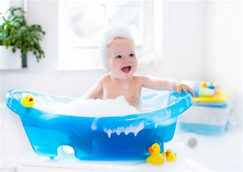 11 Best Baby Bath Tubs Uk For Newborns And Babies