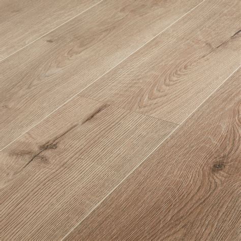 Goodhome Stoke Natural Oak Effect Laminate Flooring 172m² Pack