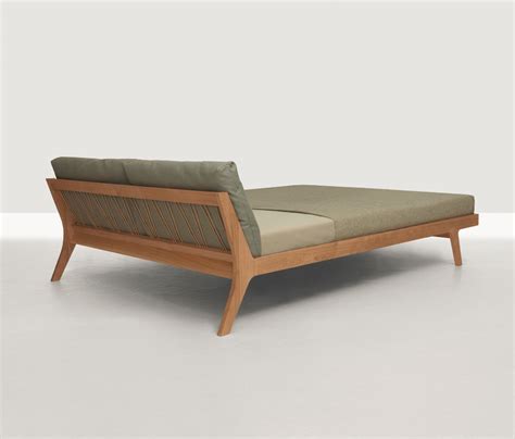 Zeitraum betten ideen gästebett schlafzimmer (teenager) doppelbetten jungenzimmer hausverschönerung. MELLOW - Betten von Zeitraum | Architonic in 2020 | Bett ...
