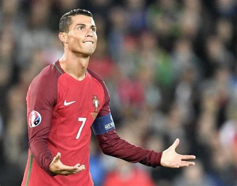 Fernando santos (brazilian footballer) (born 1980), brazilian football defender for guarani. Fernando Santos spoke about Cristiano Ronaldo and called ...