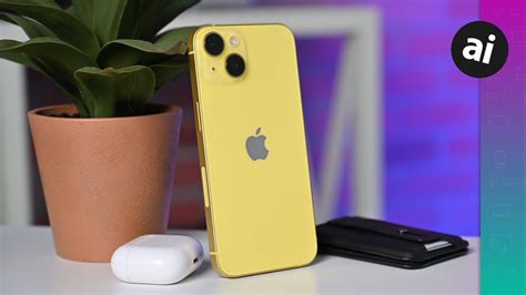 New Yellow Iphone 14 Hands On And Unboxing Youtube