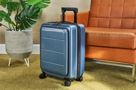 The Lightest Suitcases On The Market Best Travel Suitcases