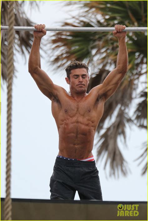 Zac Efron Never Wants That Baywatch Body Ever Again Photo 4453210