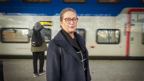 Många Får En Betydligt Längre Restid Konstaterar Agneta Nilsson Som Pendlar Mellan Nyköping