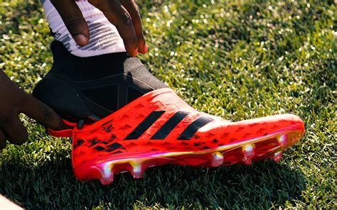 2016 Footy Headlines Boot Awards - Adidas Glitch is the Most Innovative Boot of the Year - Footy 
