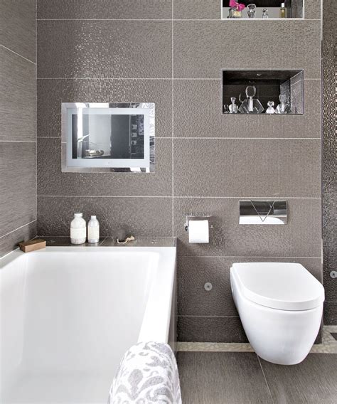 There are ensuite ideas for small bathrooms too. Small En Suite Bathroom Ideas Uk - Bathrooms On A Budget ...