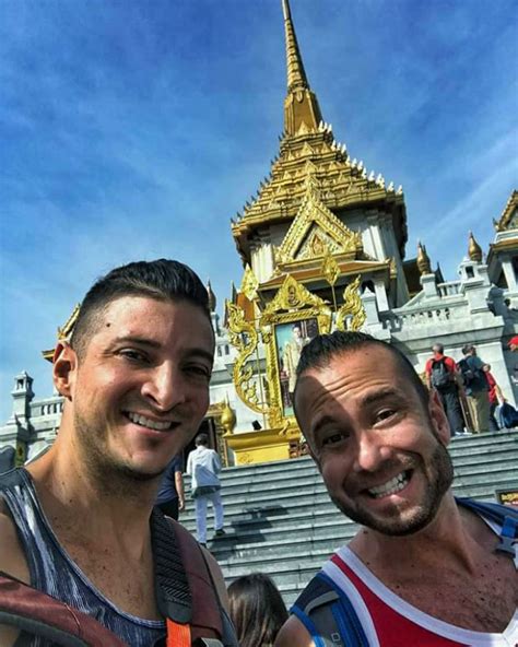 American Tourists Arrested For Flashing Bare Buttocks At Temple In Thailand Buzz News