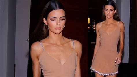 Kendall Jenner Does Her Take On Carrie Bradshaw S Naked Dress Grazia