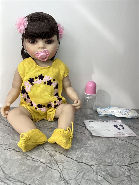 عروسک تمام سیلیکون اصل مدل آنیسا فروشگاه سانا فروش موبایل و لوازم جانبی برندهای آیفون