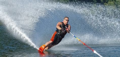 Best Slalom Water Skis 2022 The 6 Skis You Must Own In This Summer
