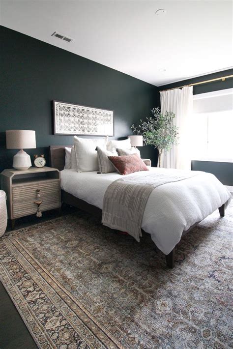 10 Dark Green Bedroom Ideas