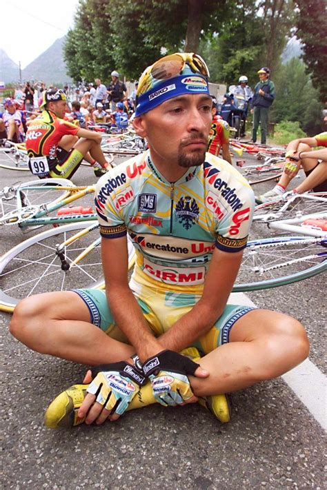 Marco pantani was one of the great climbers in modern cycling. De laatste reis van Marco Pantani - De Morgen Longread