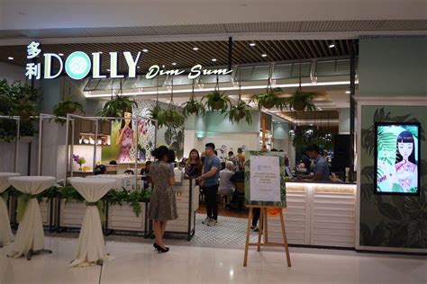 Sunway putra mall, previously known as the mall or putra place, is a shopping mall located along jalan putra in kuala lumpur, malaysia. The Beauty Junkie - ranechin.com: Grand Opening of Dolly ...