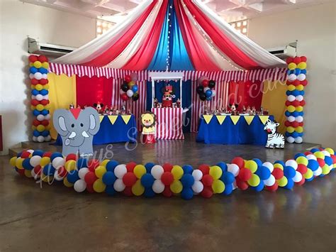 Pin By N Dafne Bahena On Party Carnival Themed Party Circus Birthday Party Carnival