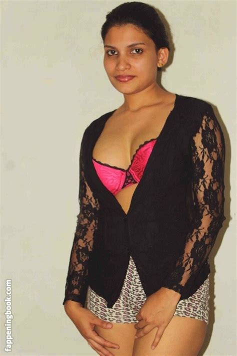 Resmi R Nair Resminair Nude Onlyfans Leaks The Fappening Photo