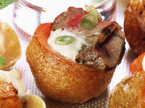 Yorkshire Pudding Mit Creme Fraiche Und Roastbeef Rezept Eat Smarter