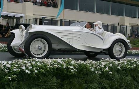 25 Stunning Art Deco Cars Art Deco Car Classic Cars Old Classic Cars