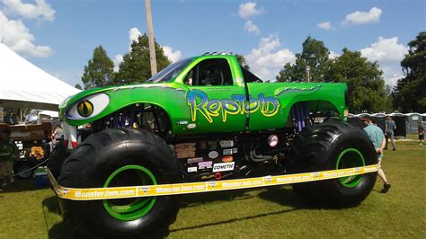 Categoryreptoid Racing Monster Trucks Wiki Fandom