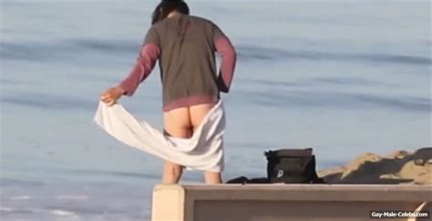 Free Keanu Reeves Ass Slip And Shirtless In Malibu The Gay Gay