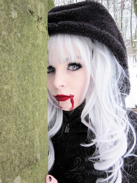 Ira Vampira Emo Girl Scene Queen Make Up Hair Pastel Goth Gothic Cosplay Anime Manga