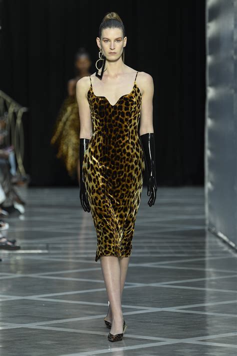 Halpern Rtw Spring 2023 Photos