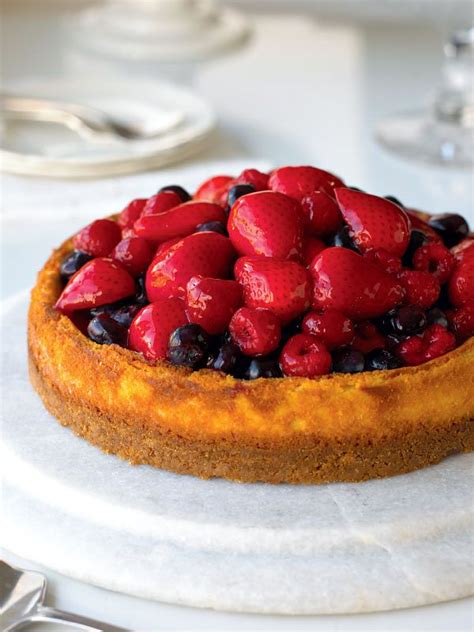 Click here for more delicious mary berry recipes… Mary Berrys Short Crust Pastry Recipe Pastry Recipe / Bakewell Tart - A sweet shortcrust pastry ...