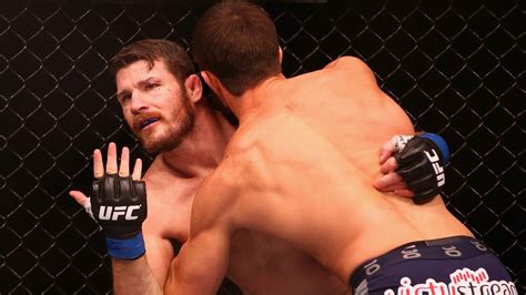 Ufc Fight Night Luke Rockhold Beats Michael Bisping By Guillotine