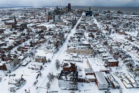 What Is A Bomb Cyclone Us Winter Storm Elliott Explained As Buffalo