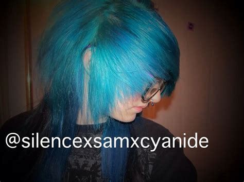 Scene Girl With Blue Hair Igsilencexsamxcyanide