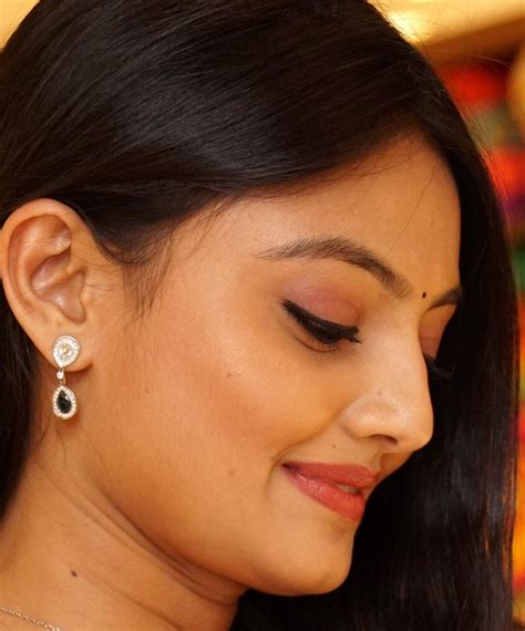 Beautiful Indian Girl Nikitha Narayan Face Close Up Photos