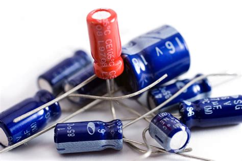 What Are The Applications Of Capacitors