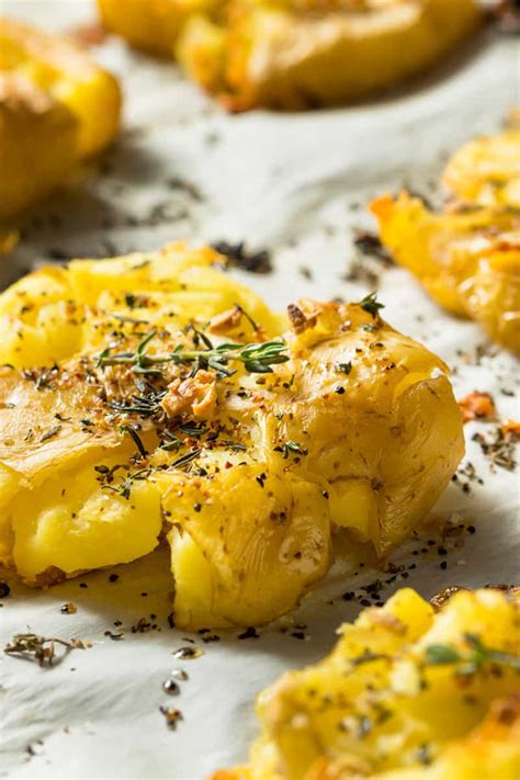 Oven Baked Crispy Smashed Potatoes A Food Lover S Kitchen