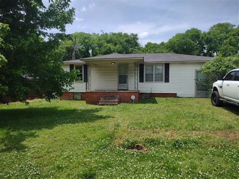 Franklin Estate: 2-Bedroom home located in South Huntsville