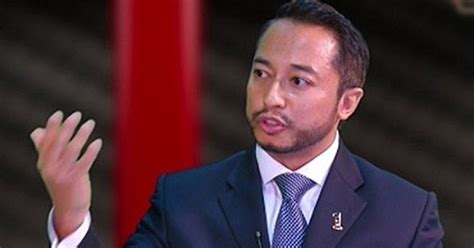 Dalam masa sama, pakatan harapan dalam buku harapan turut berjanji 10 perkara yang akan dibuat dalam masa 100 hari selepas mereka membentu kerajaan persekutuan. Roboh Kuil, Kerajaan Pakatan Harapan Selalu Mungkir Janji ...