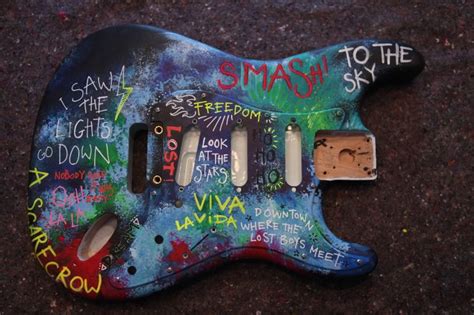 Fender Stratocaster Of Coldplay Jonny Buckland Owned For Tour And